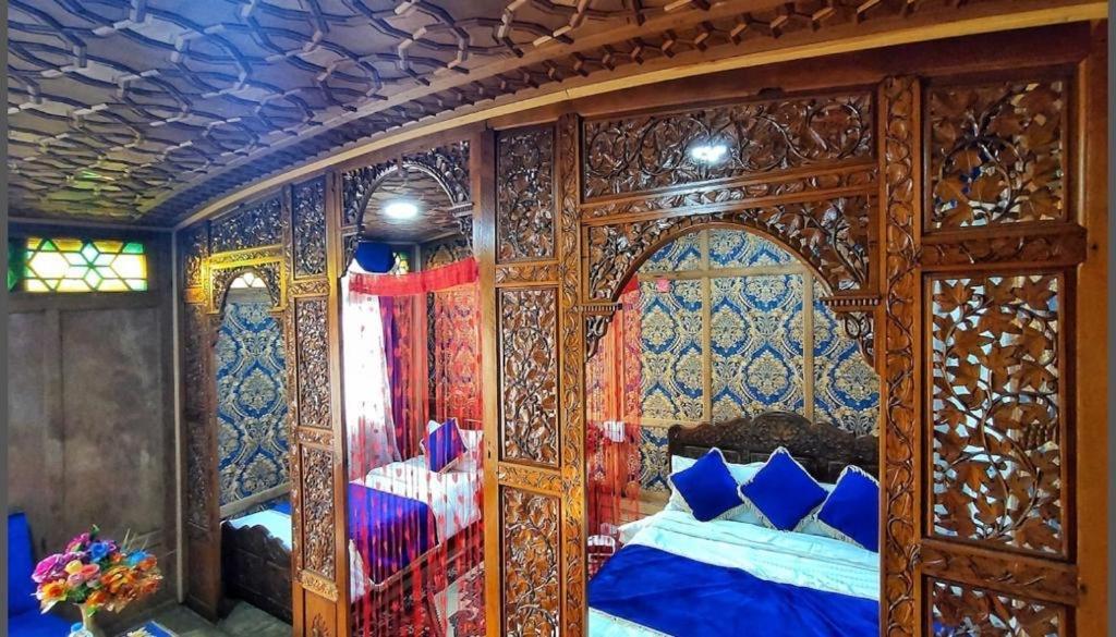 The Heritage Safina Group Of Houseboats Σριναγκάρ Εξωτερικό φωτογραφία