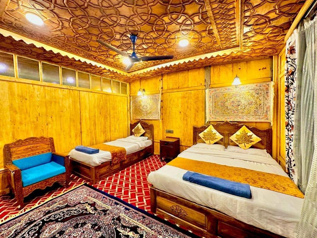 The Heritage Safina Group Of Houseboats Σριναγκάρ Εξωτερικό φωτογραφία