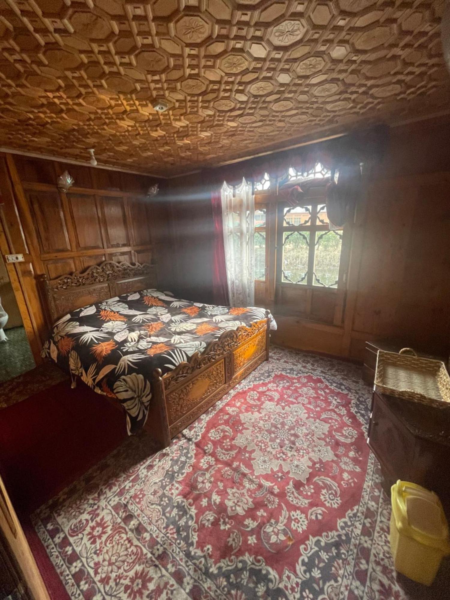 The Heritage Safina Group Of Houseboats Σριναγκάρ Εξωτερικό φωτογραφία