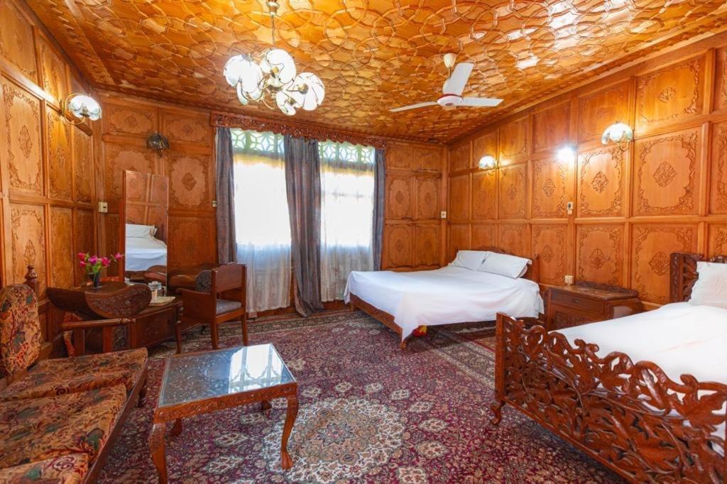 The Heritage Safina Group Of Houseboats Σριναγκάρ Εξωτερικό φωτογραφία
